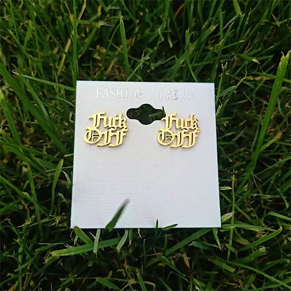 F Off gold stainless steel old english earrings - Picture 3 of 10